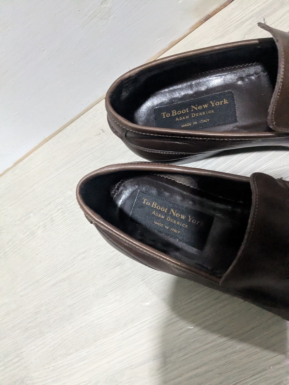 Men Shoe - Picture 3 of 4